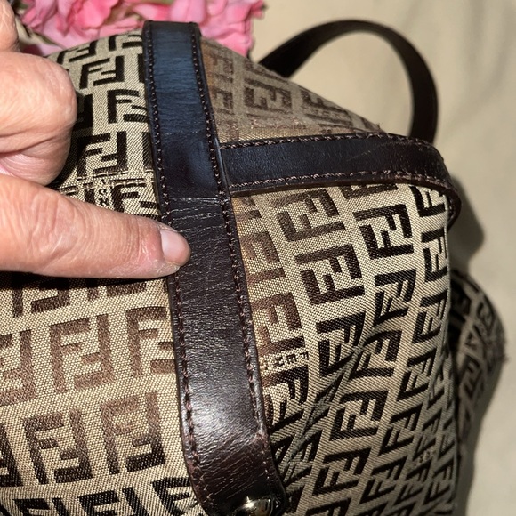 Preloved Fendi should bag great condition has some light scuffs on one corner.. - Picture 17 of 17